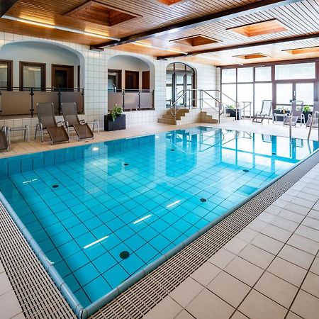 Hotel Zur Post Пирна Экстерьер фото