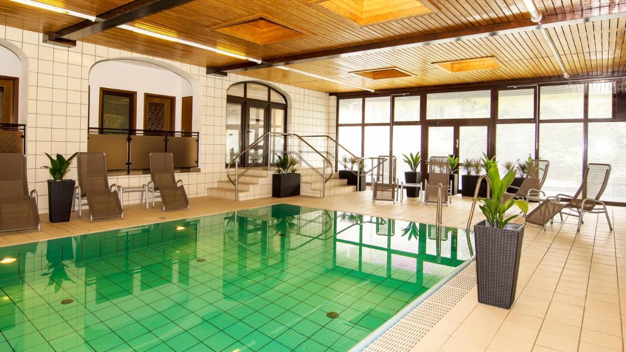 Hotel Zur Post Пирна Экстерьер фото