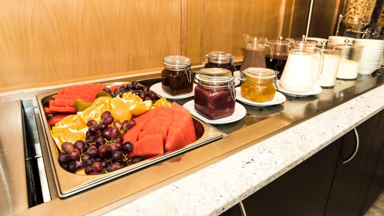 Hotel Zur Post Пирна Экстерьер фото
