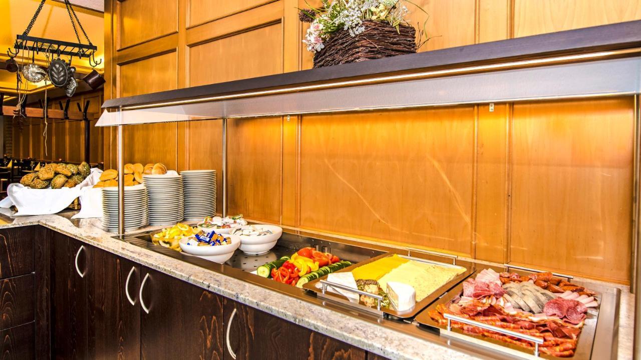 Hotel Zur Post Пирна Экстерьер фото