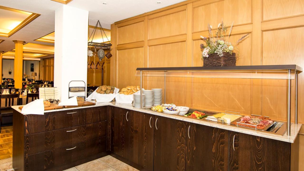 Hotel Zur Post Пирна Экстерьер фото