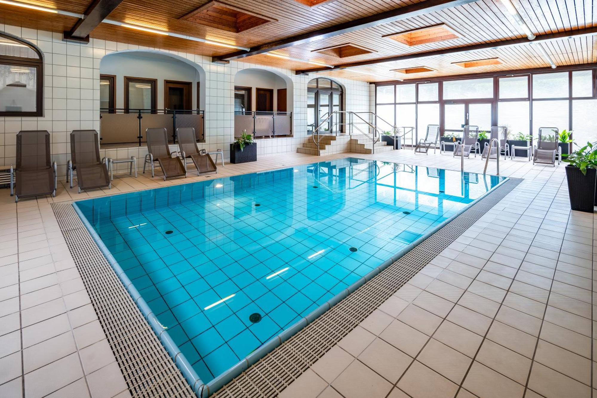 Hotel Zur Post Пирна Экстерьер фото