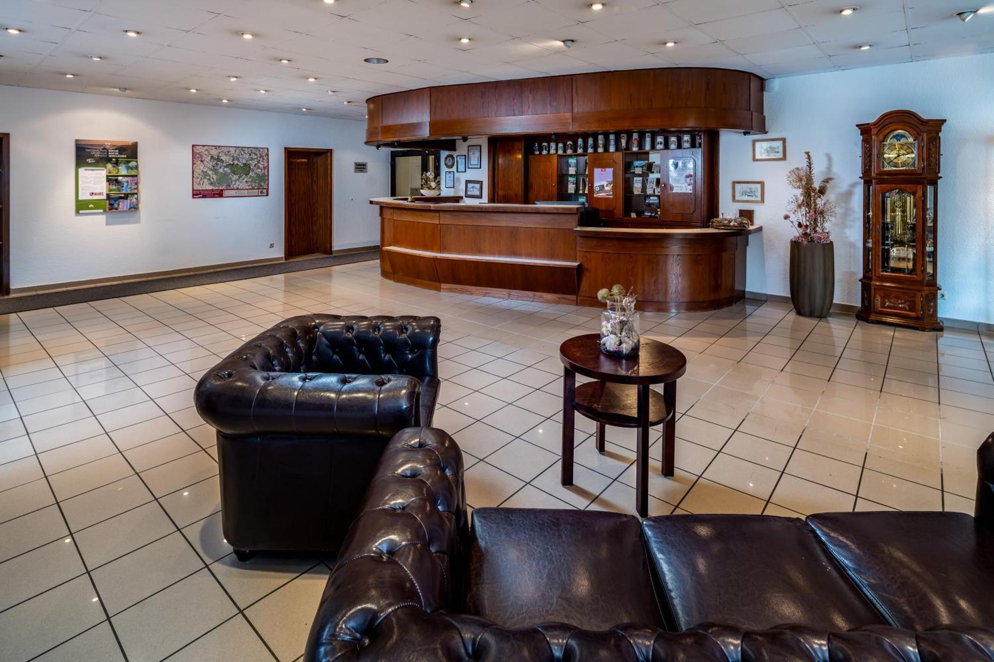 Hotel Zur Post Пирна Экстерьер фото