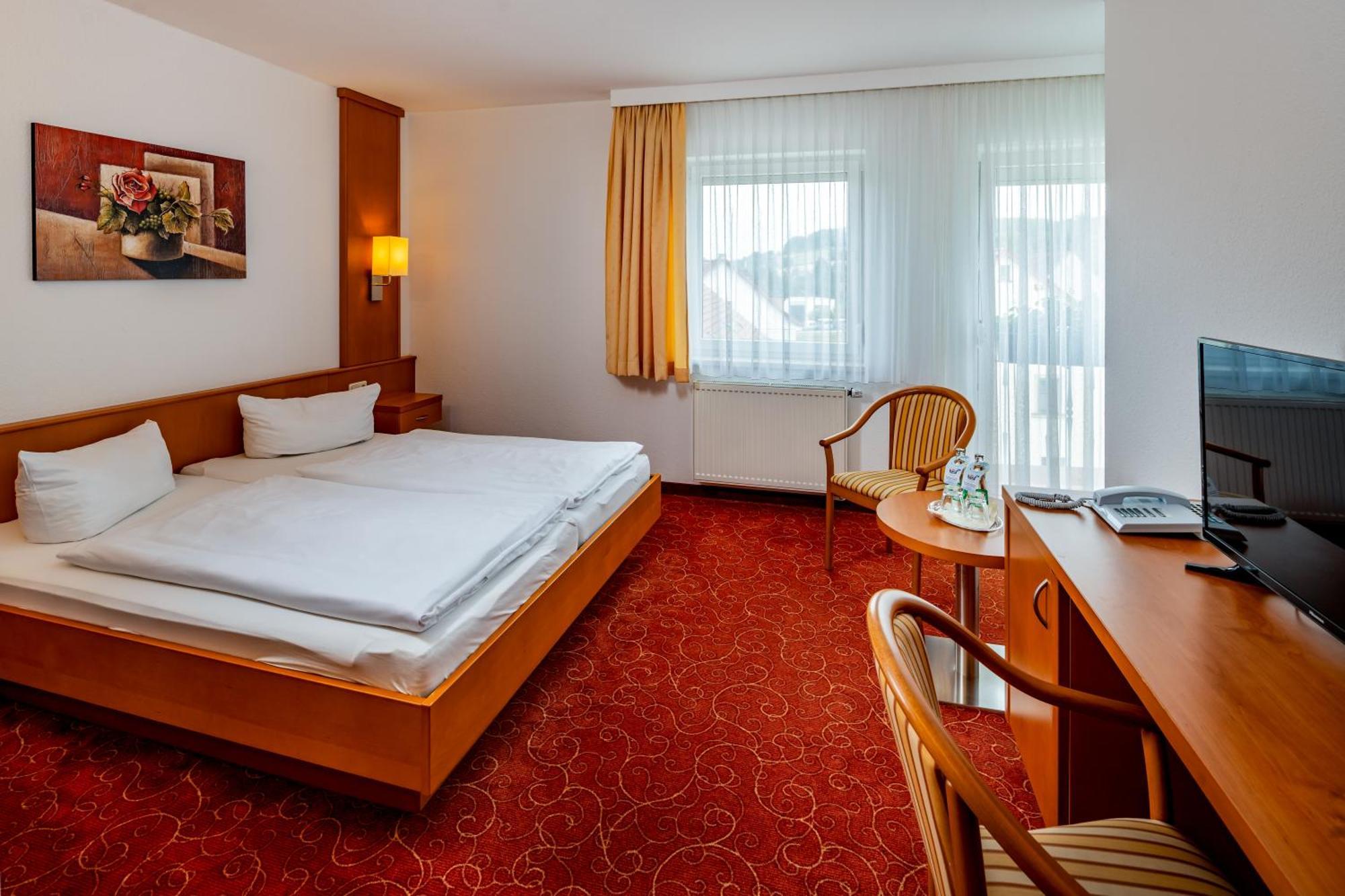 Hotel Zur Post Пирна Экстерьер фото